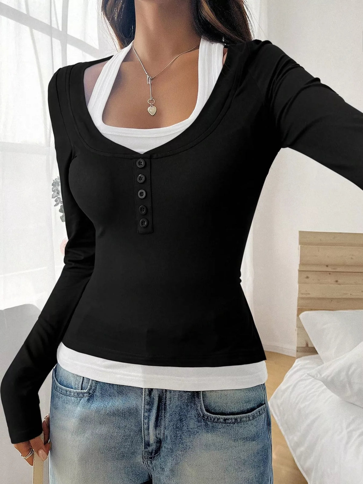 Long-sleeve T-shirt
