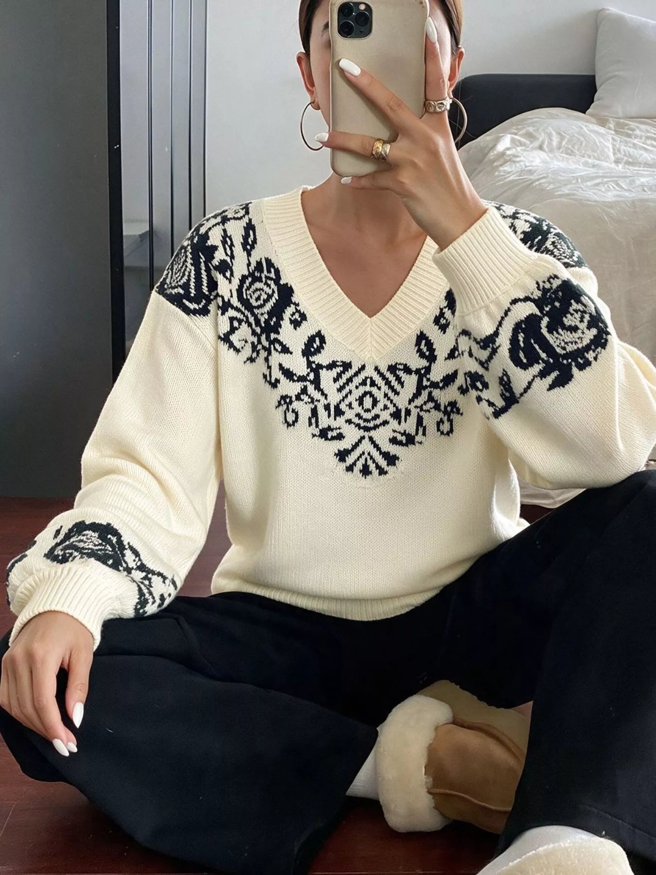 Trendsi Floral Dropped Shoulder Sweater -