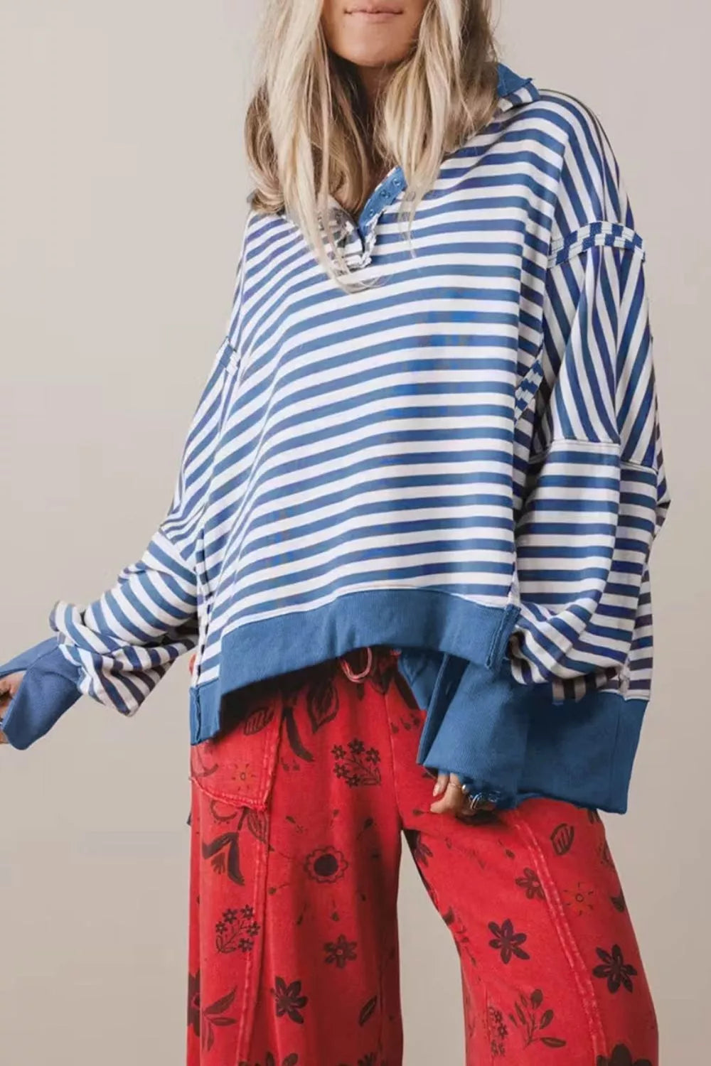 Trendsi Stripe Color Block Trim Raw Seam Split Hem Loose Sweatshirt -