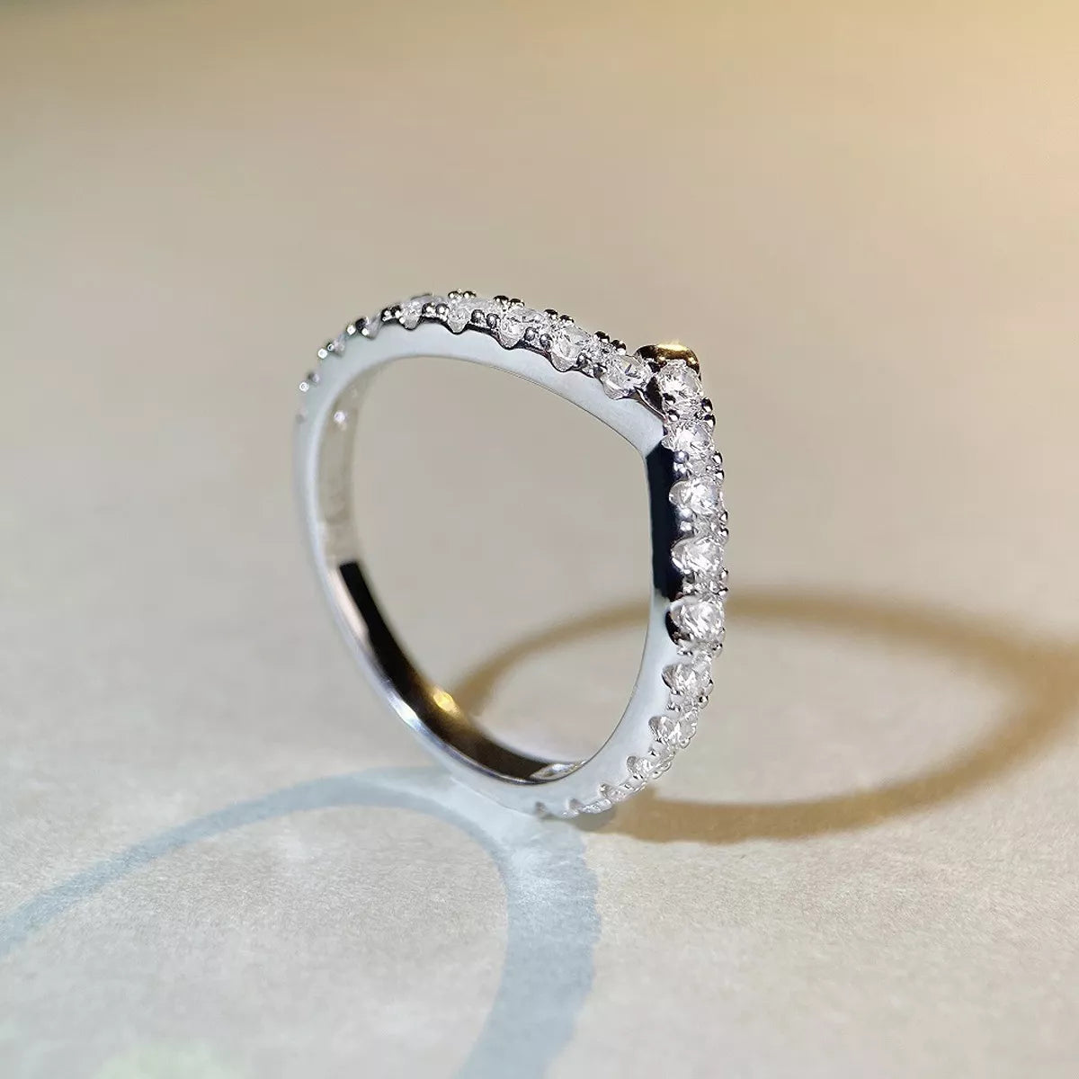 Trendsi 925 Sterling Silver Zircon Irregular Ring -