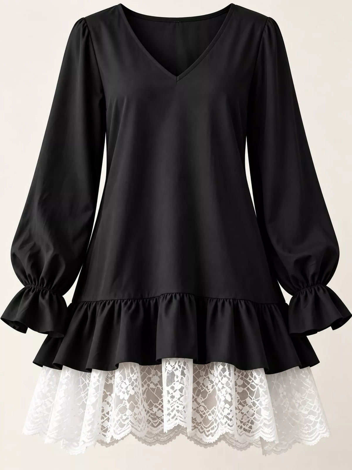 Lace-hem dress, black sleeve and hem detail
