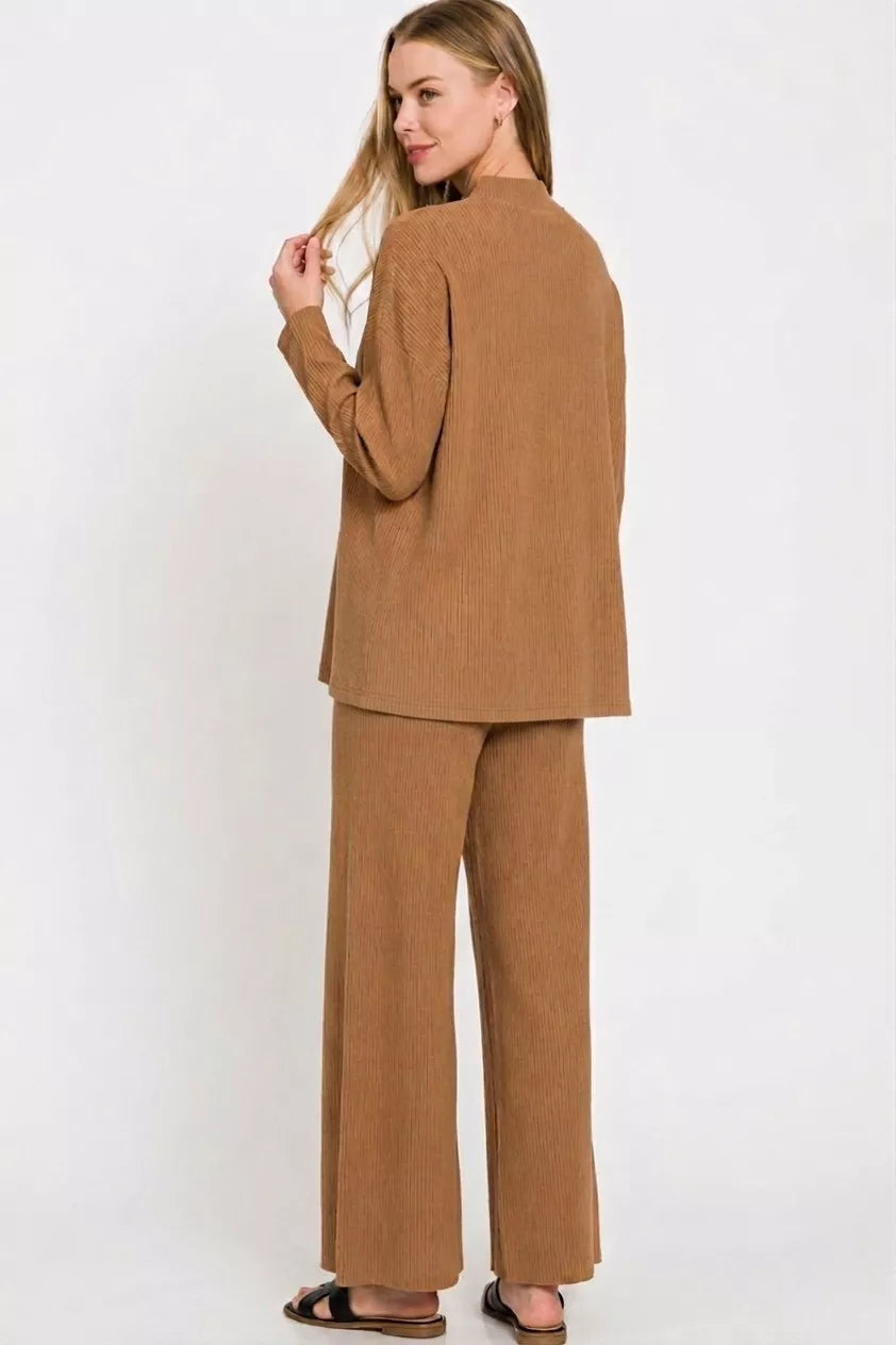 Women's clothing set – product view 2
