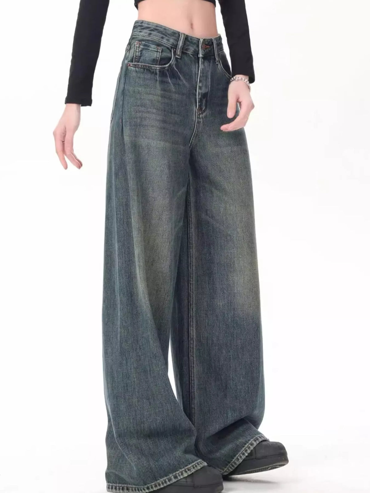 Wide-leg jeans