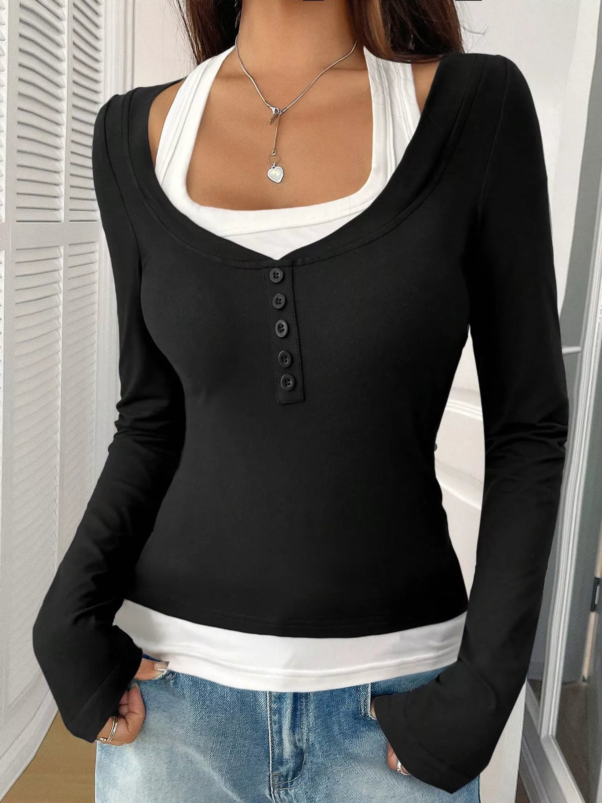 Long-sleeve T-shirt