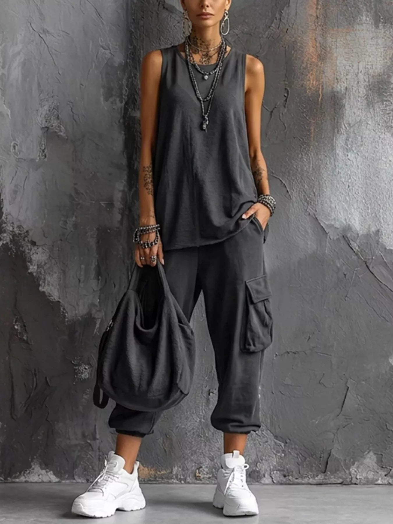 Women's clothing set – product view 1