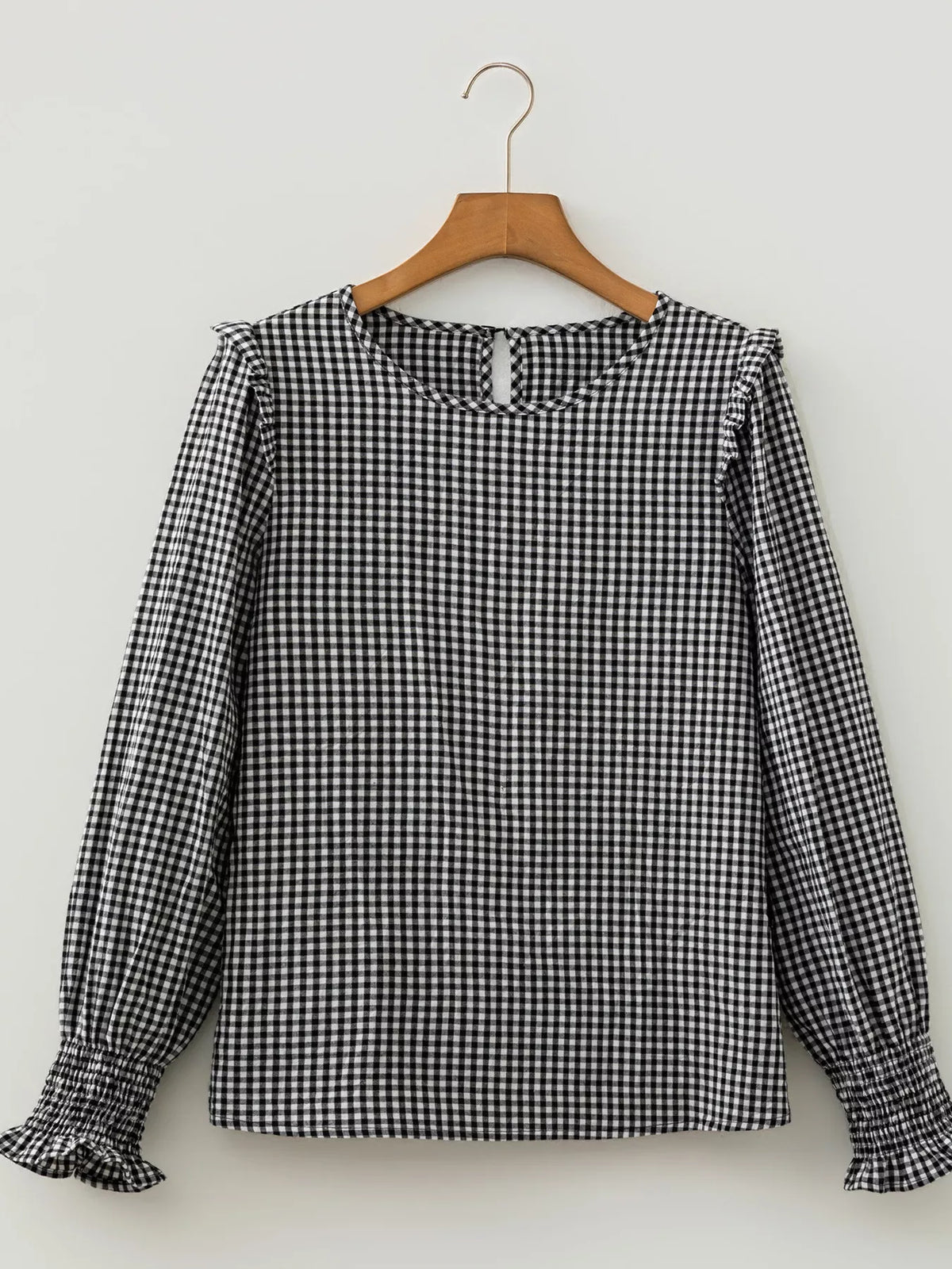 Gingham blouse, hanging front