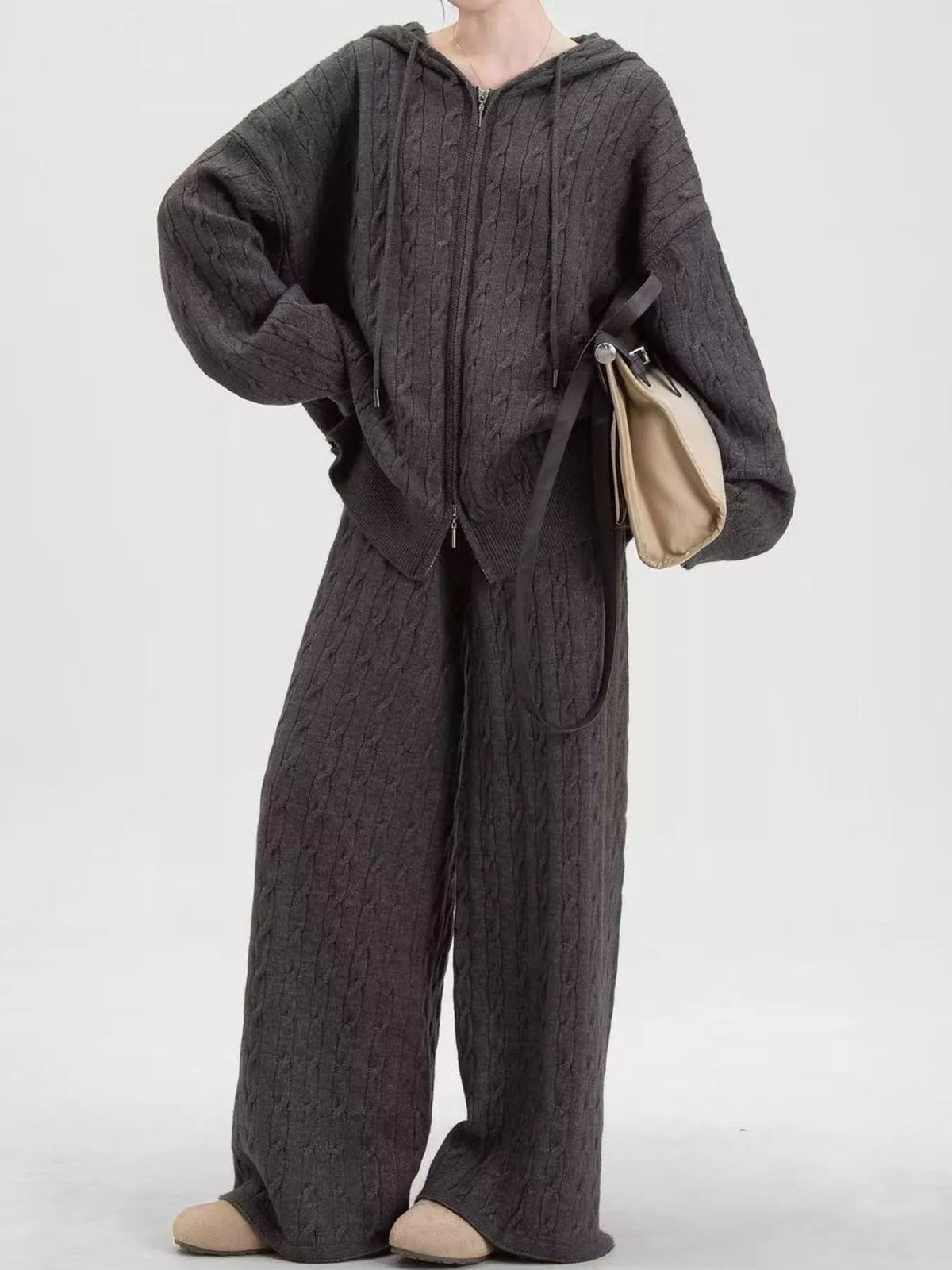 Cable-knit cardigan and pants set, gray front