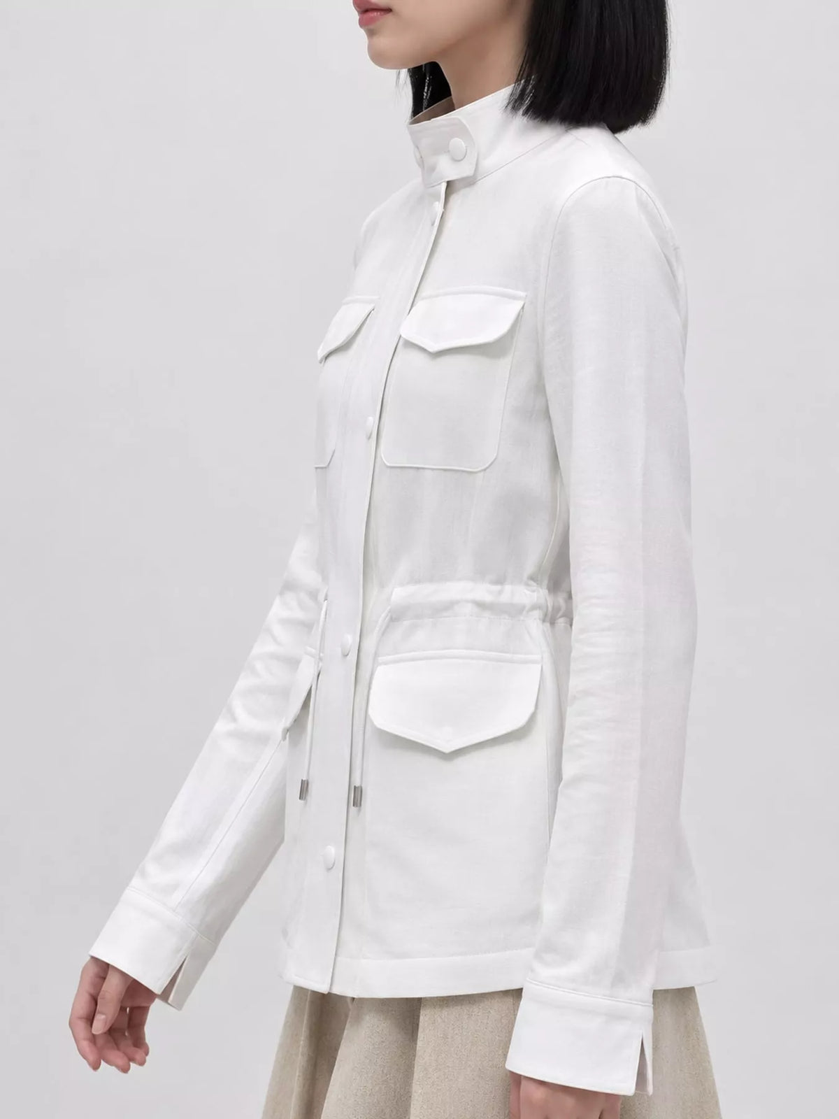 White lightweight multi pockets jacket — side view