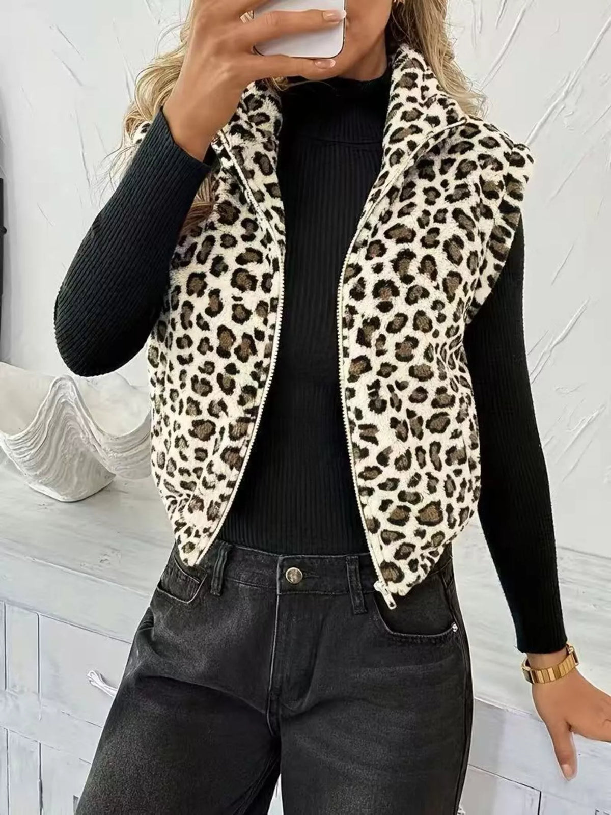 Animal-print vest, light leopard-print open front