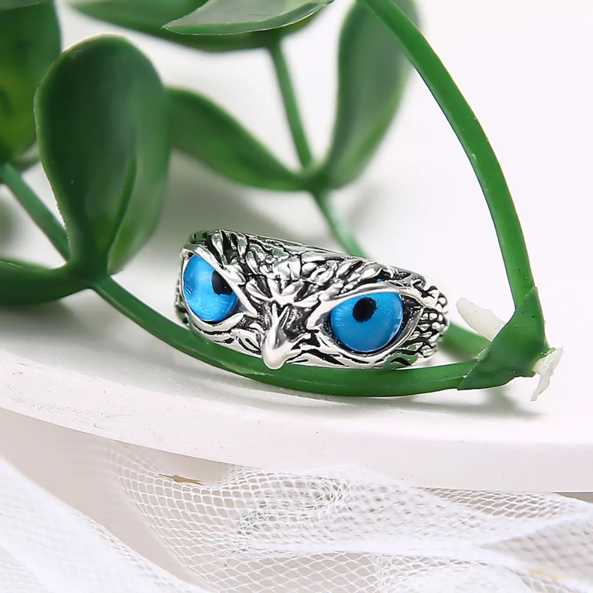 Trendsi Alloy Owl Eyes Ring -