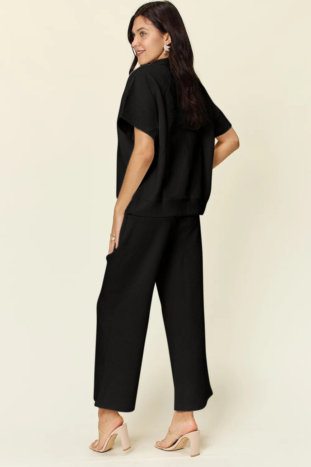Women's clothing set – product view 3
