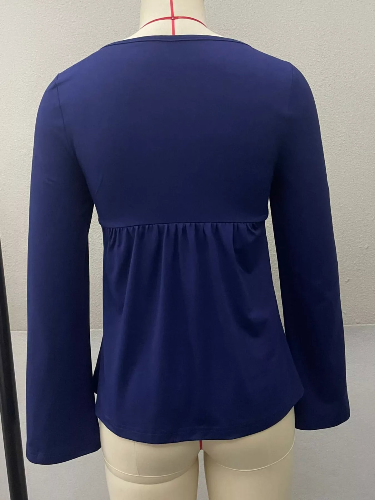 Long-sleeve T-shirt, back view