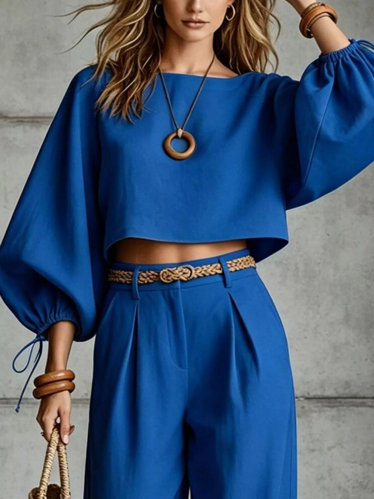 Cropped blouse and pants set, blue top detail