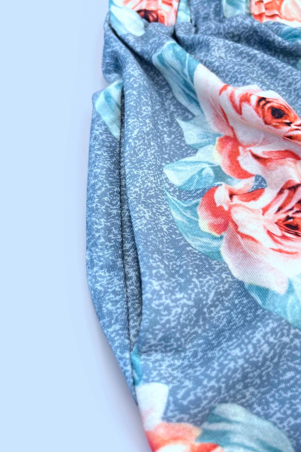 Women's apparel – product view 26