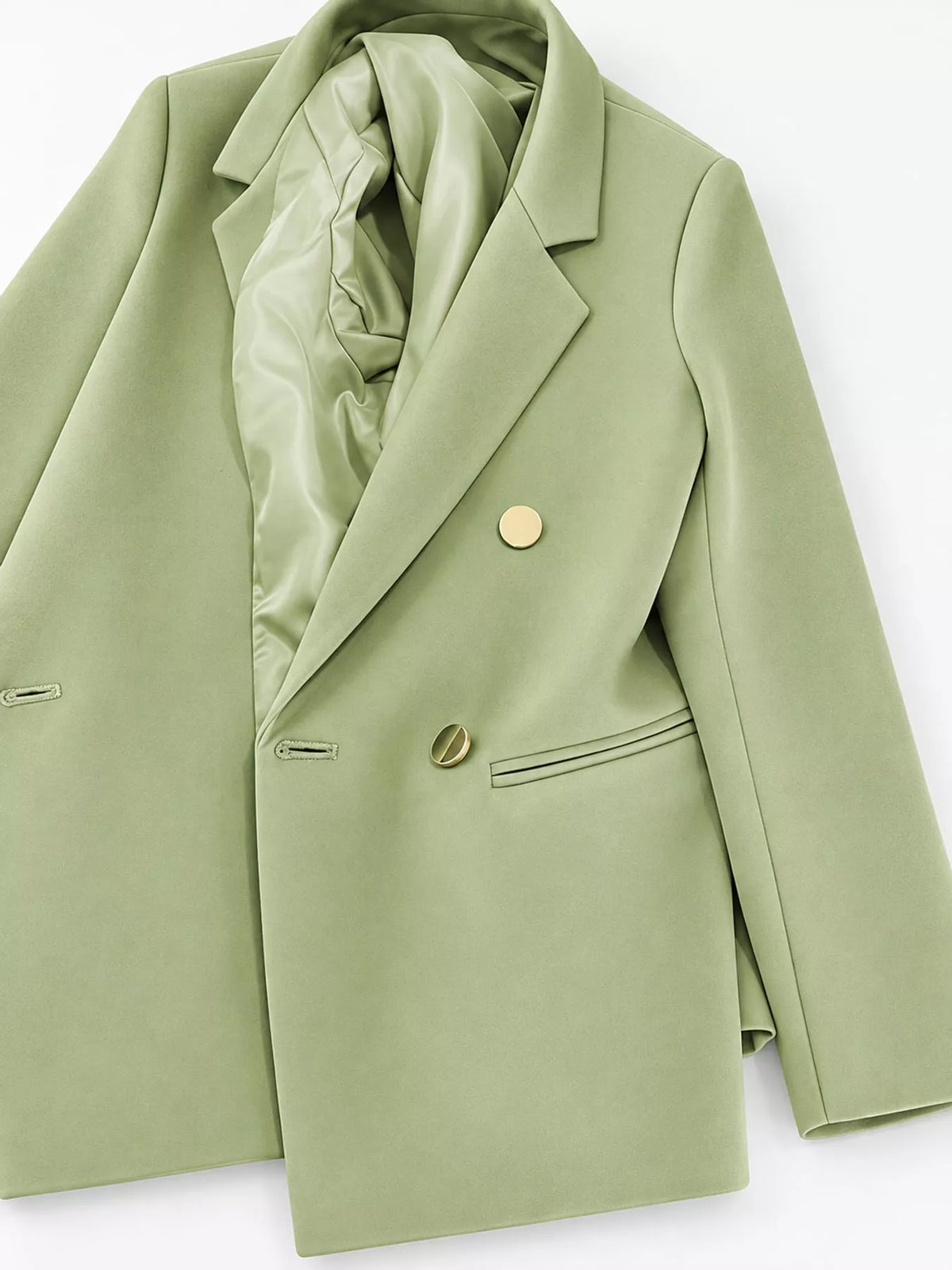 Light green double-breasted lapel collar blazer, lapels, gold-tone buttons, welt pocket, and lining