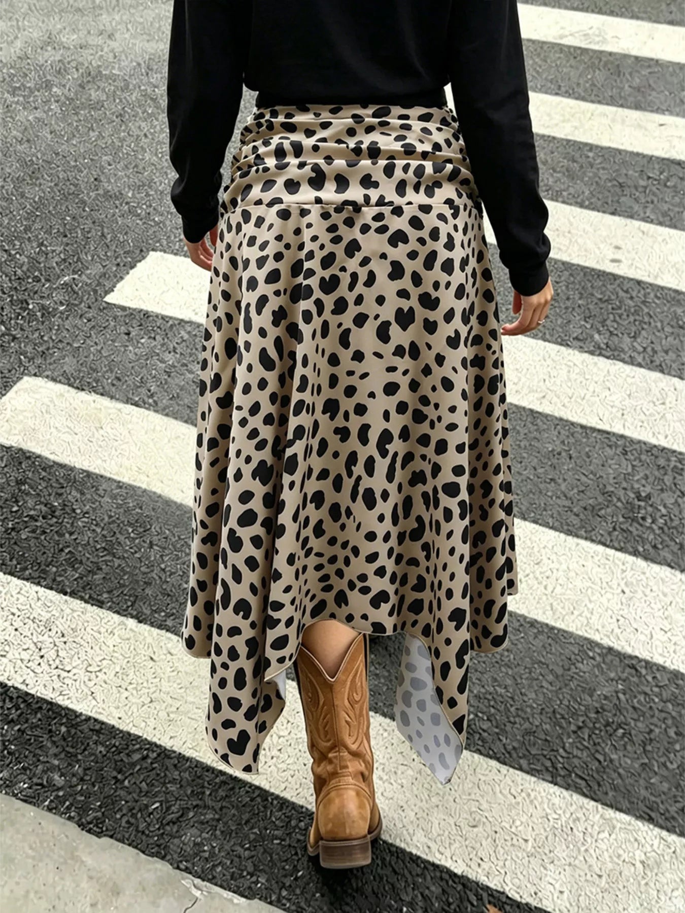 Trendsi Leopard Print Asymmetrical Hem Midi Skirt -