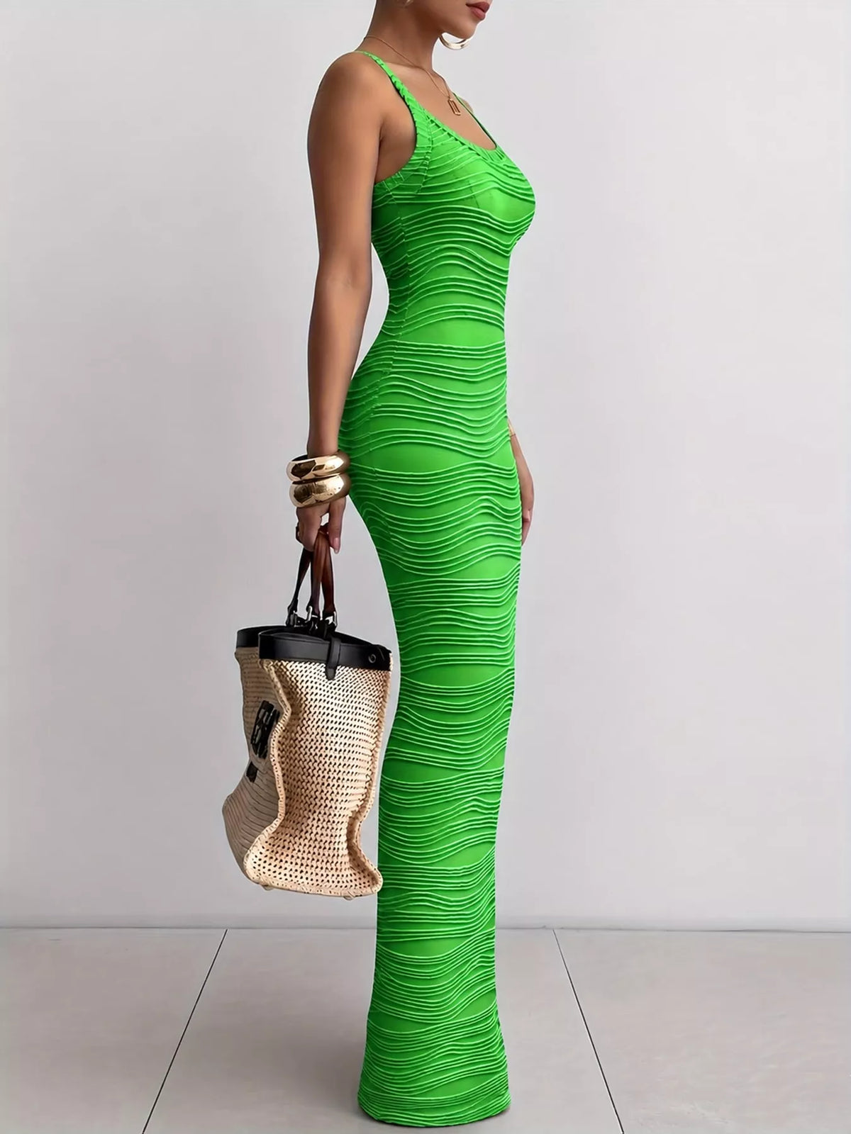 Bodycon maxi dress, green wavy-print side