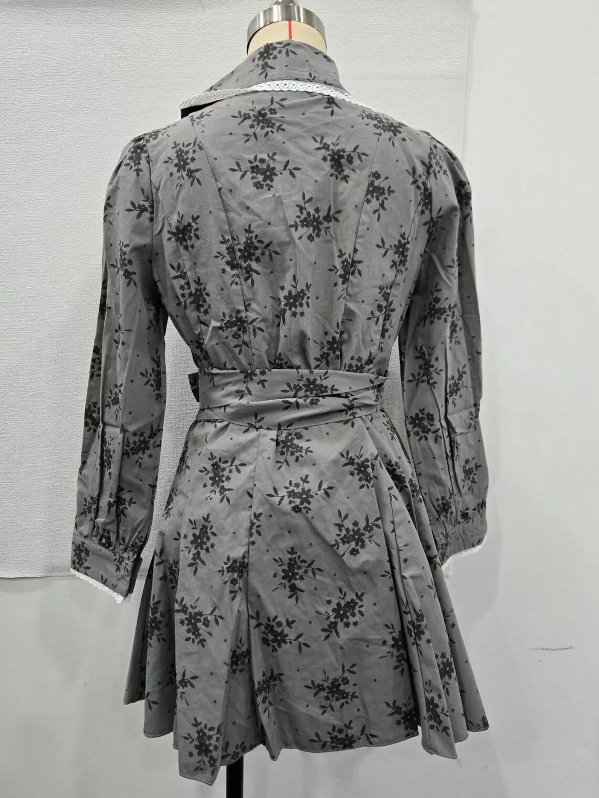 Dark Gray Floral Puff-Sleeve Button-Front Midi Dress back view on mannequin