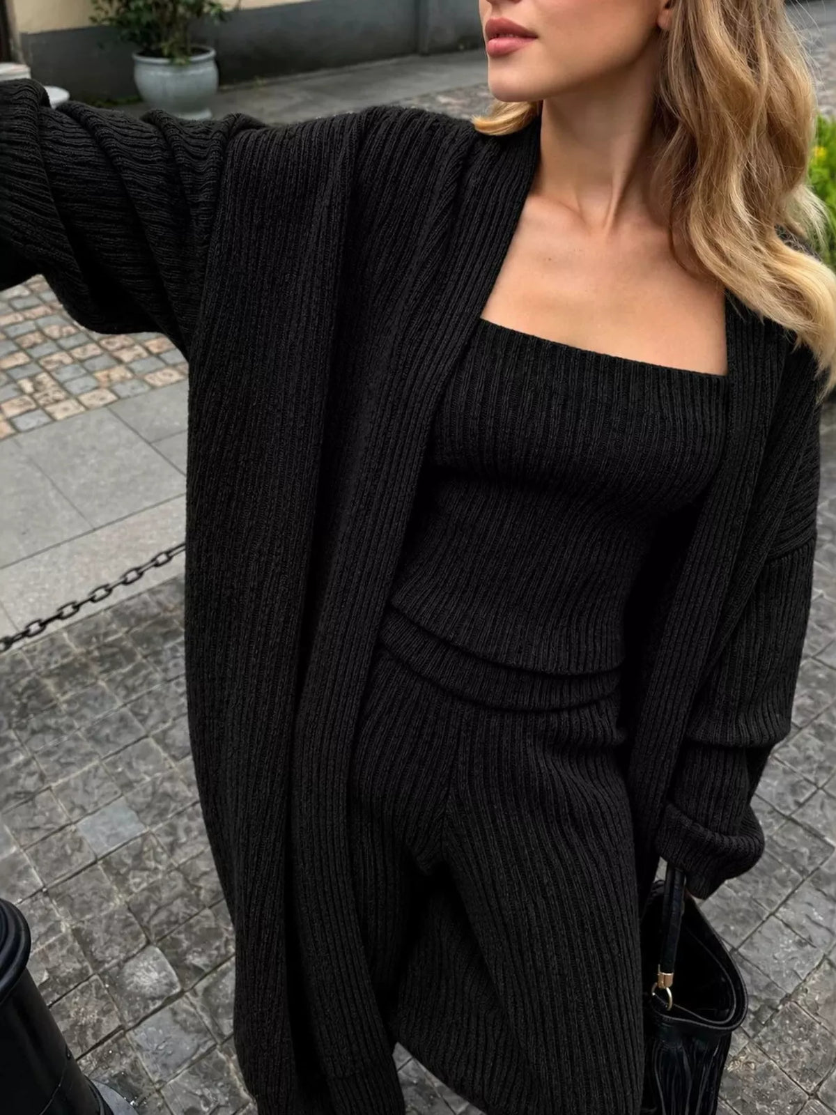 Three-piece knit set, black set front
