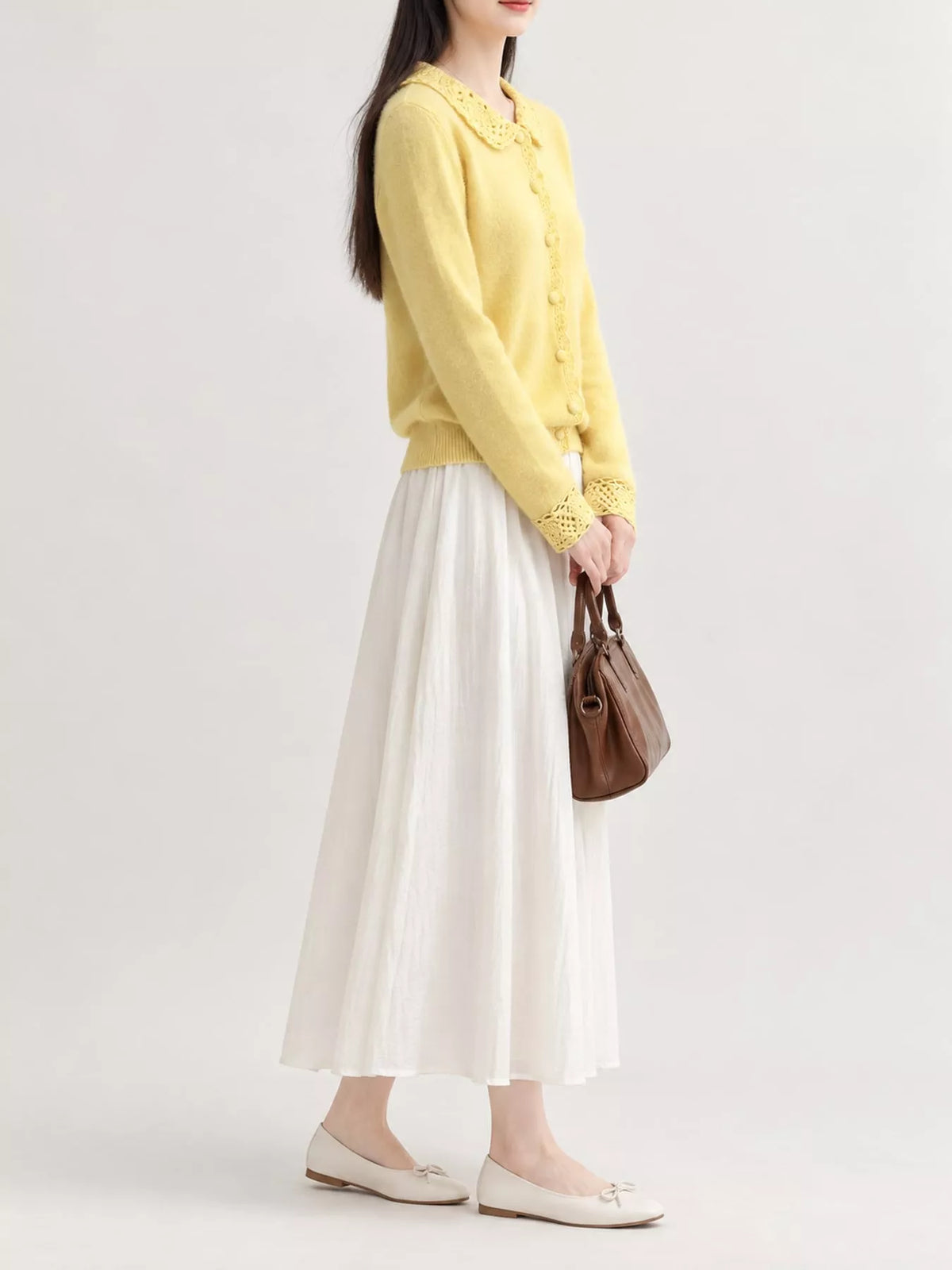 Lace-collar cardigan, yellow side