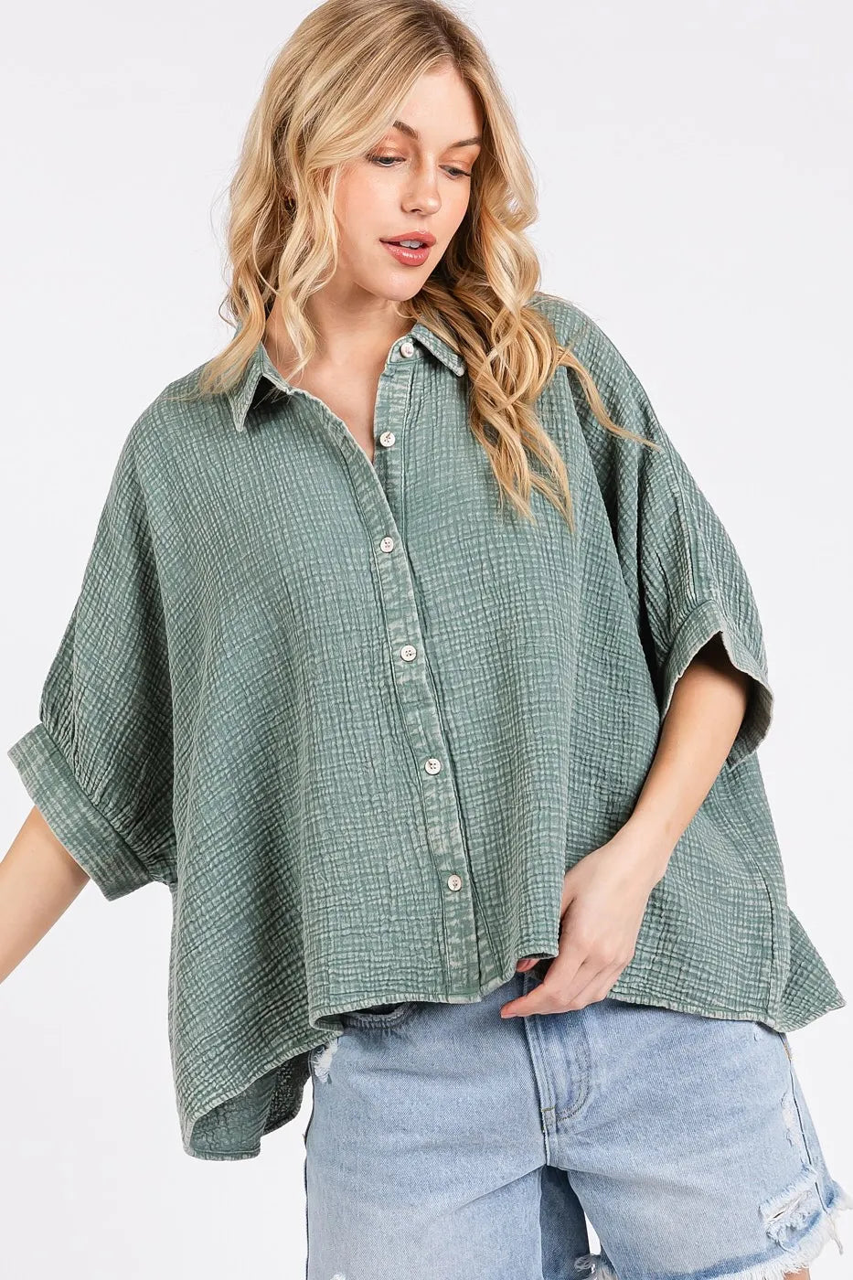 Women's apparel – product view 3