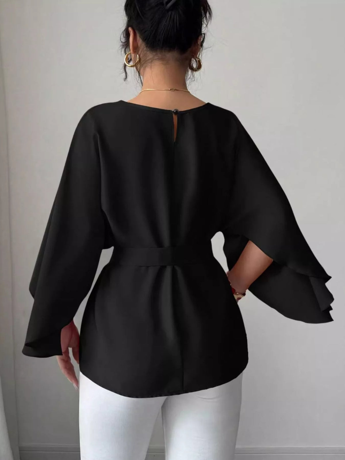 Round-neck belt batwing-sleeve blouse