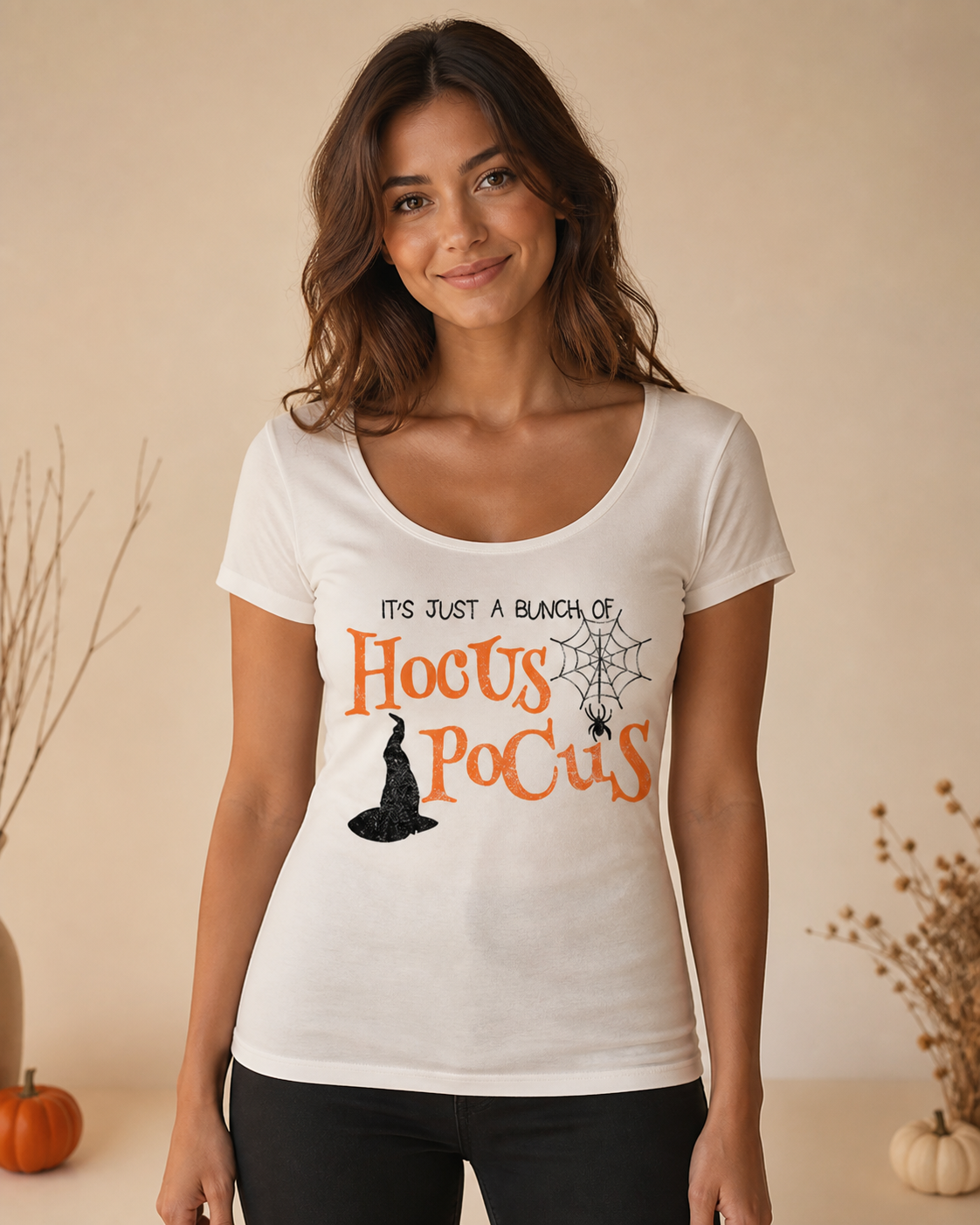Niobe Clothing Hocus Pocus Holiday Graphic T-Shirt in Black - T-Shirts g_shirts