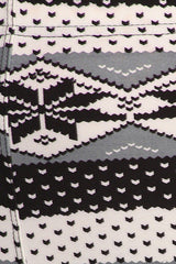 Snow Snowflake Design Plus Size Leggings leggings- Niobe Clothing