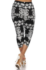 Niobe Clothing Chandelier Design Plus Size Capri Leggings - leggings