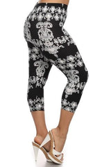Niobe Clothing Chandelier Design Plus Size Capri Leggings - leggings