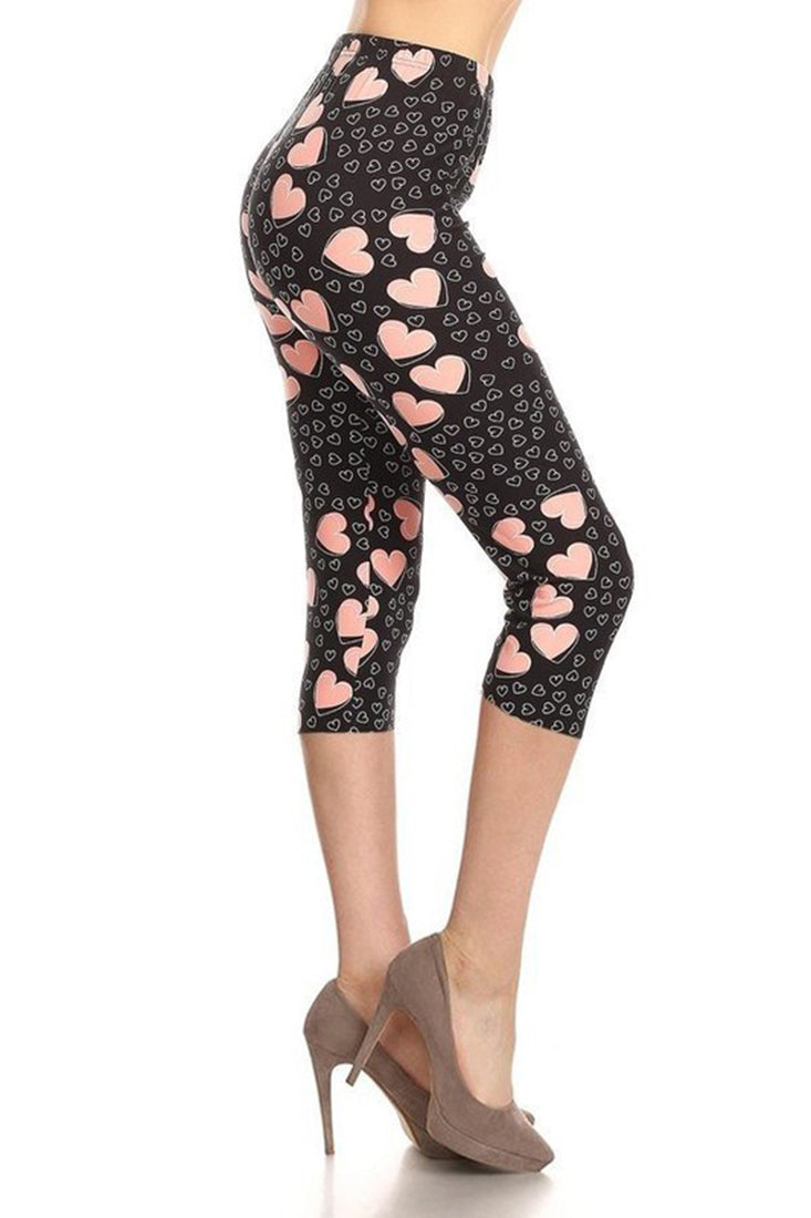 Niobe Clothing Hearts Plus Size Capri Leggings - Leggings ps_printcaprileggings
