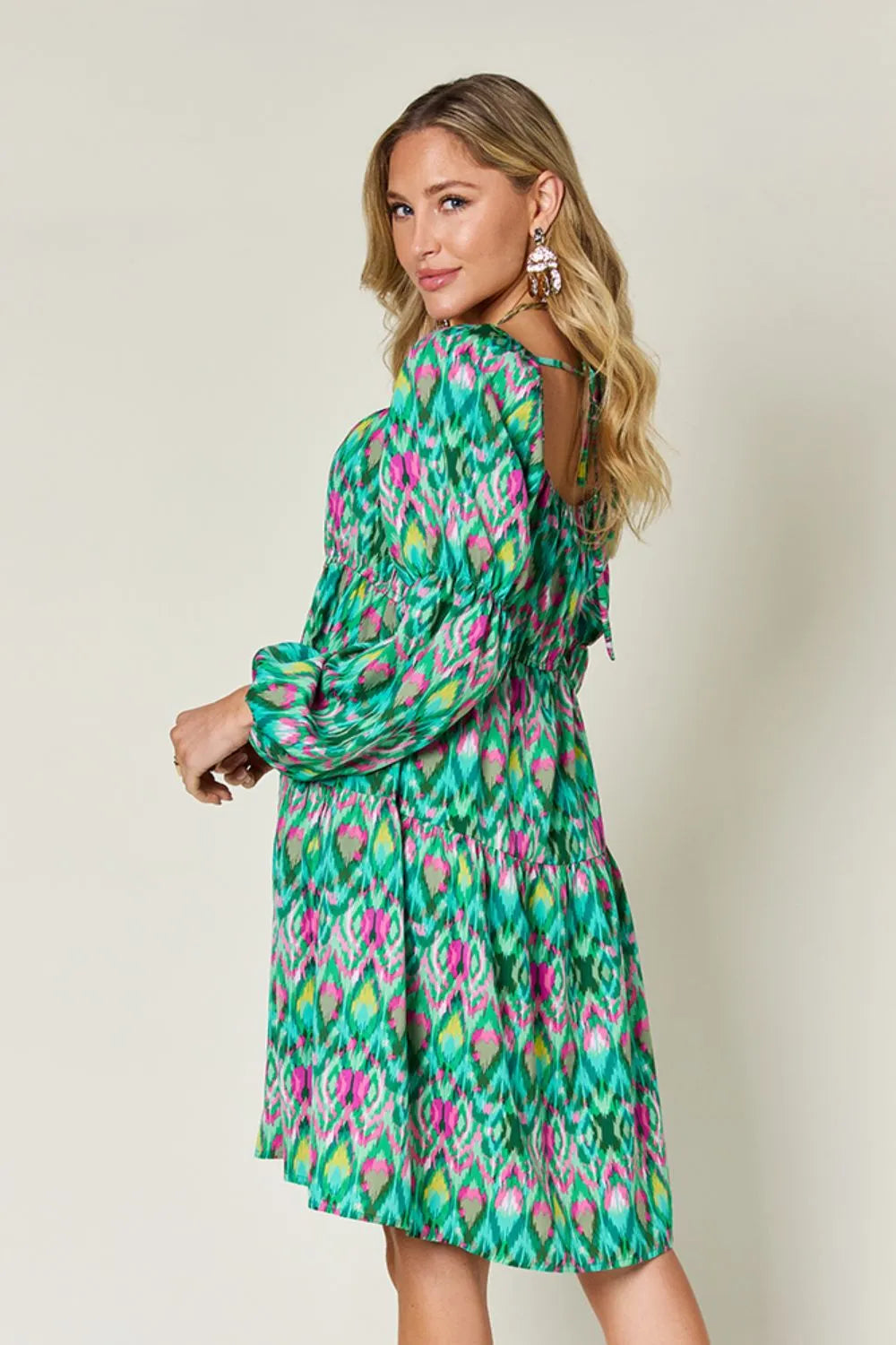 Women's apparel – product view 16