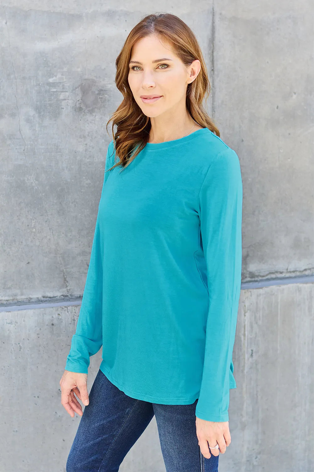 Women's apparel – product view 17