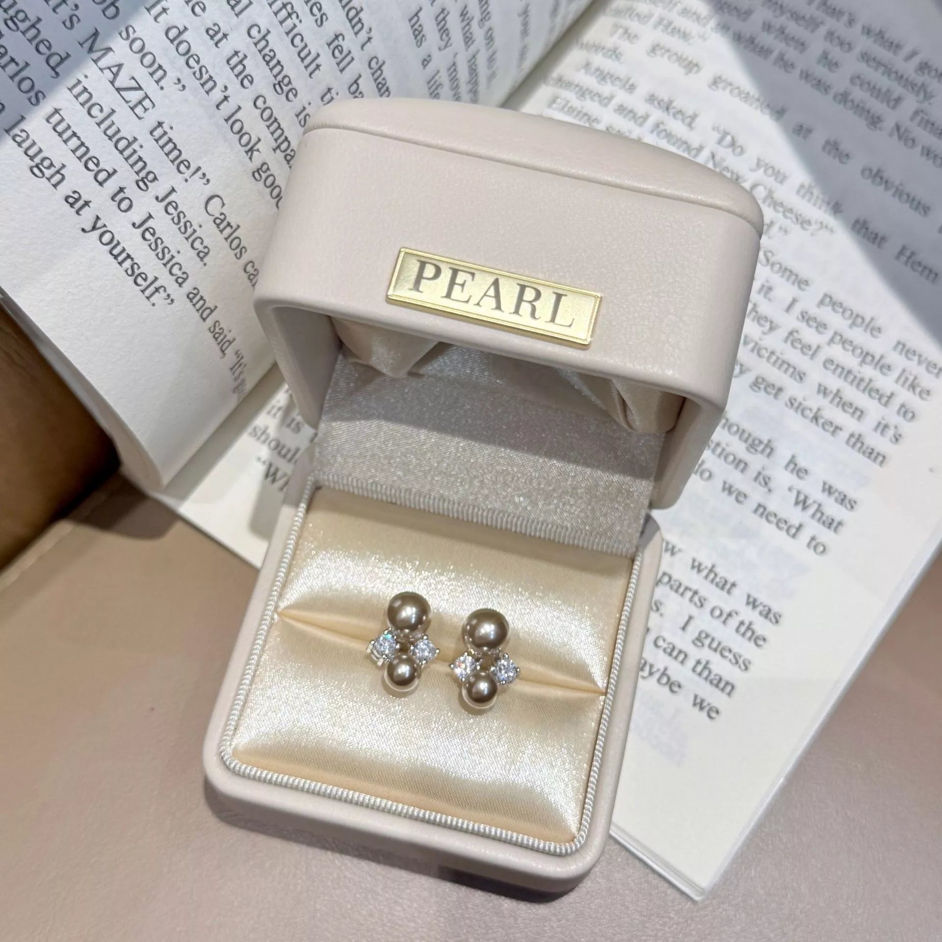 Trendsi Pearl Stud Earrings -