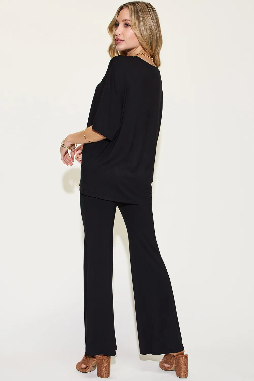 Women's clothing set – product view 5