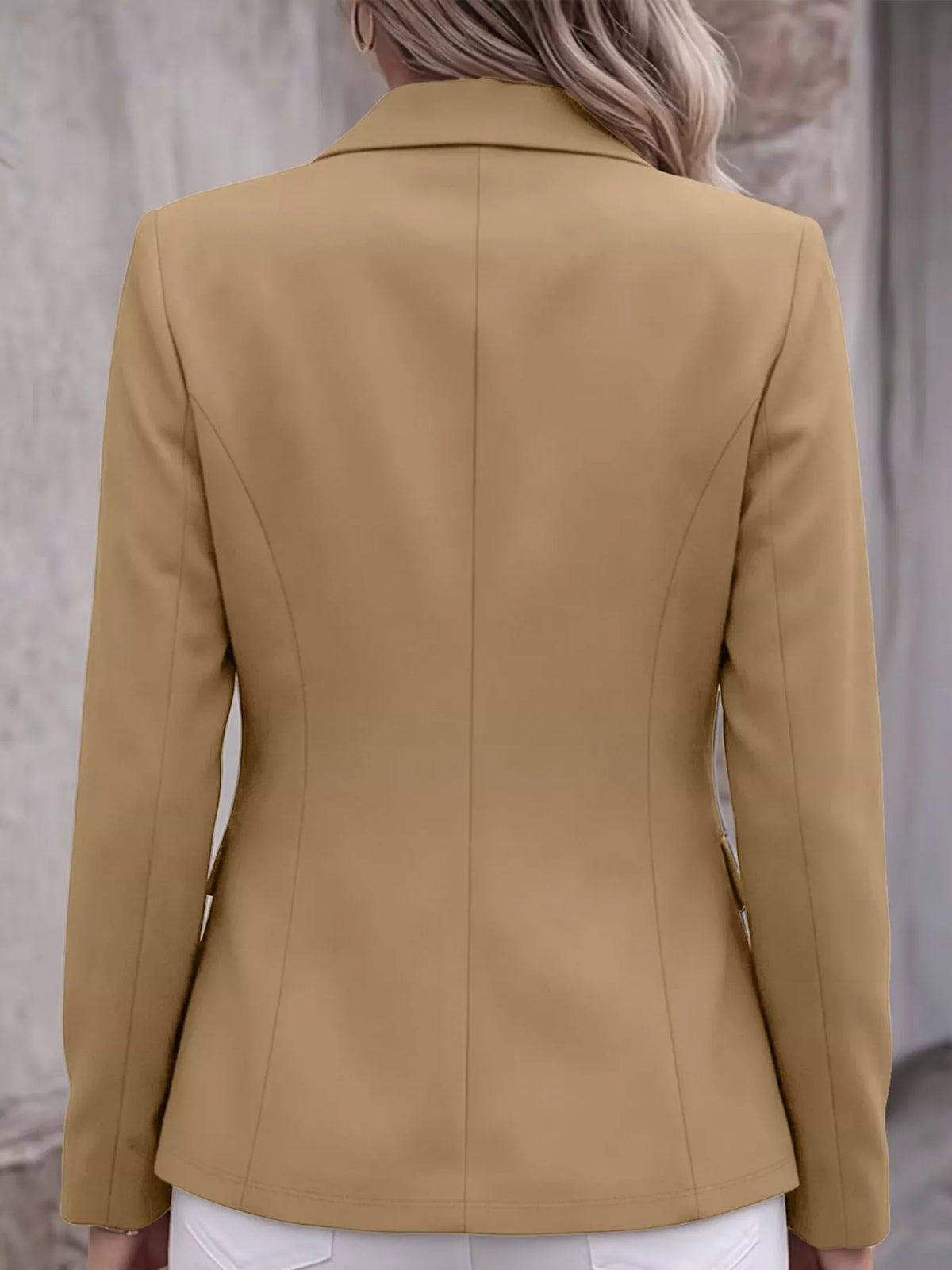 Collared long sleeve blazer, back view
