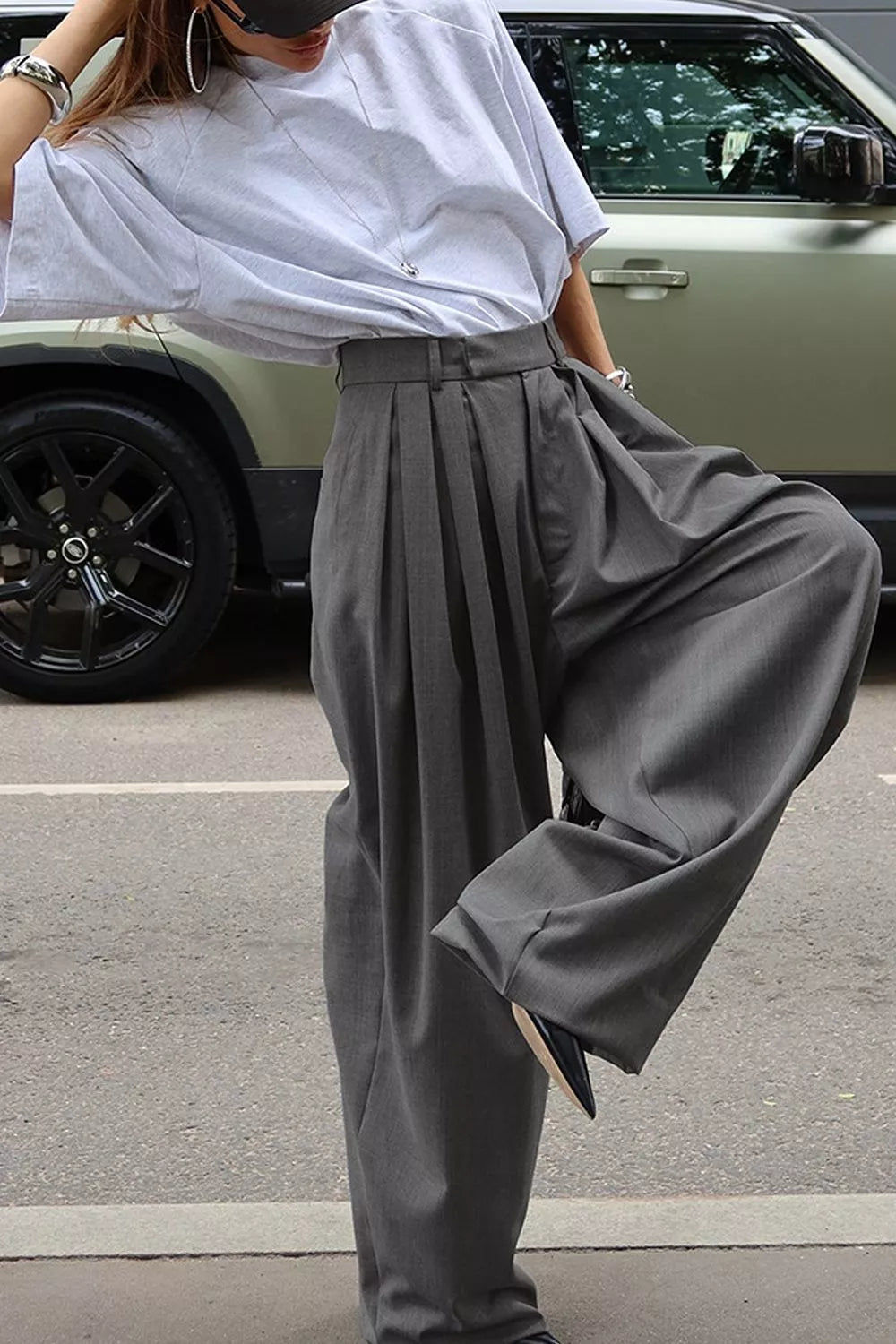 Trendsi High-Waisted Wide-Leg Pleated Pants -