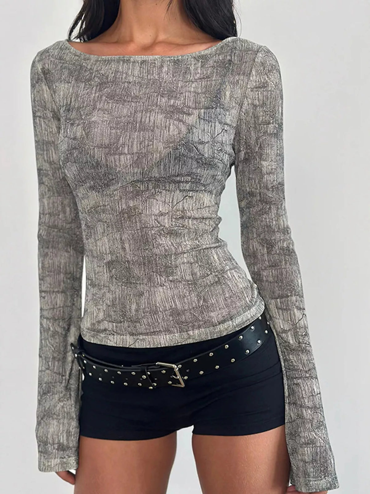 Printed fitted top, gray abstract front