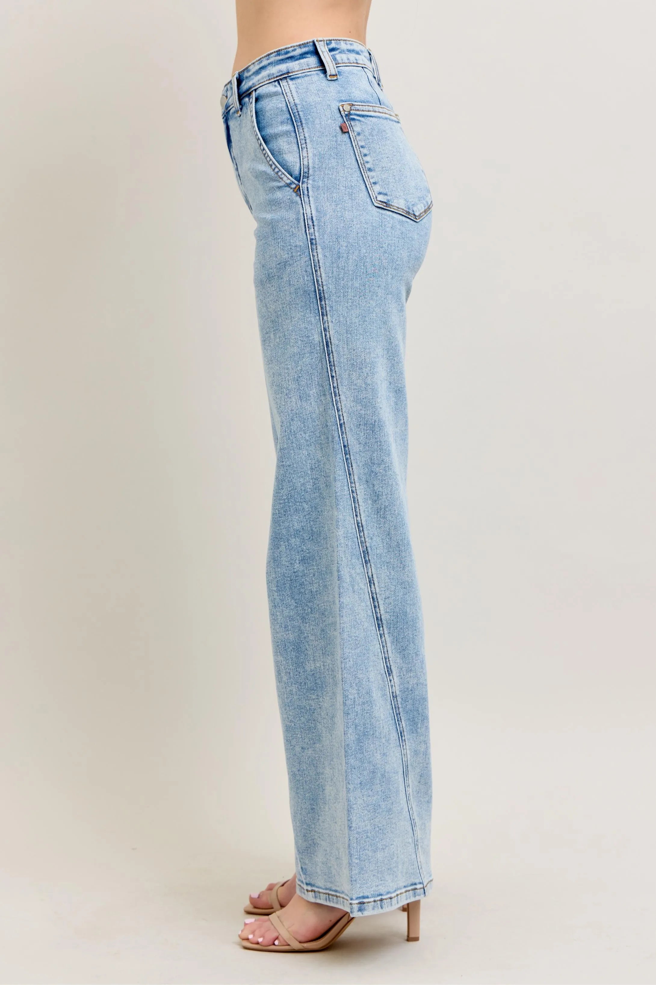 Women's jeans – product view 3
