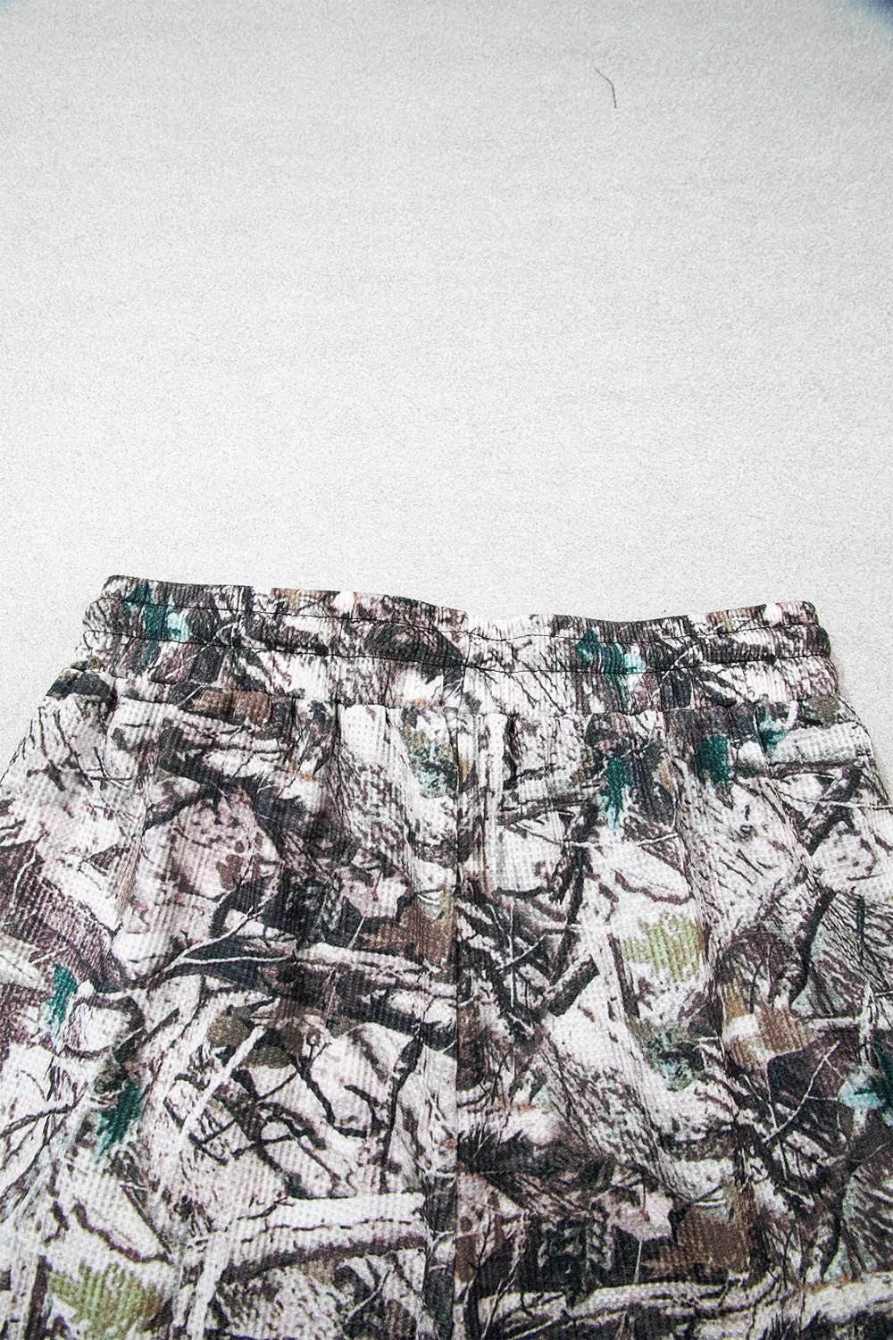 Women's camo long sleeve top and elastic-waist shorts two-piece set