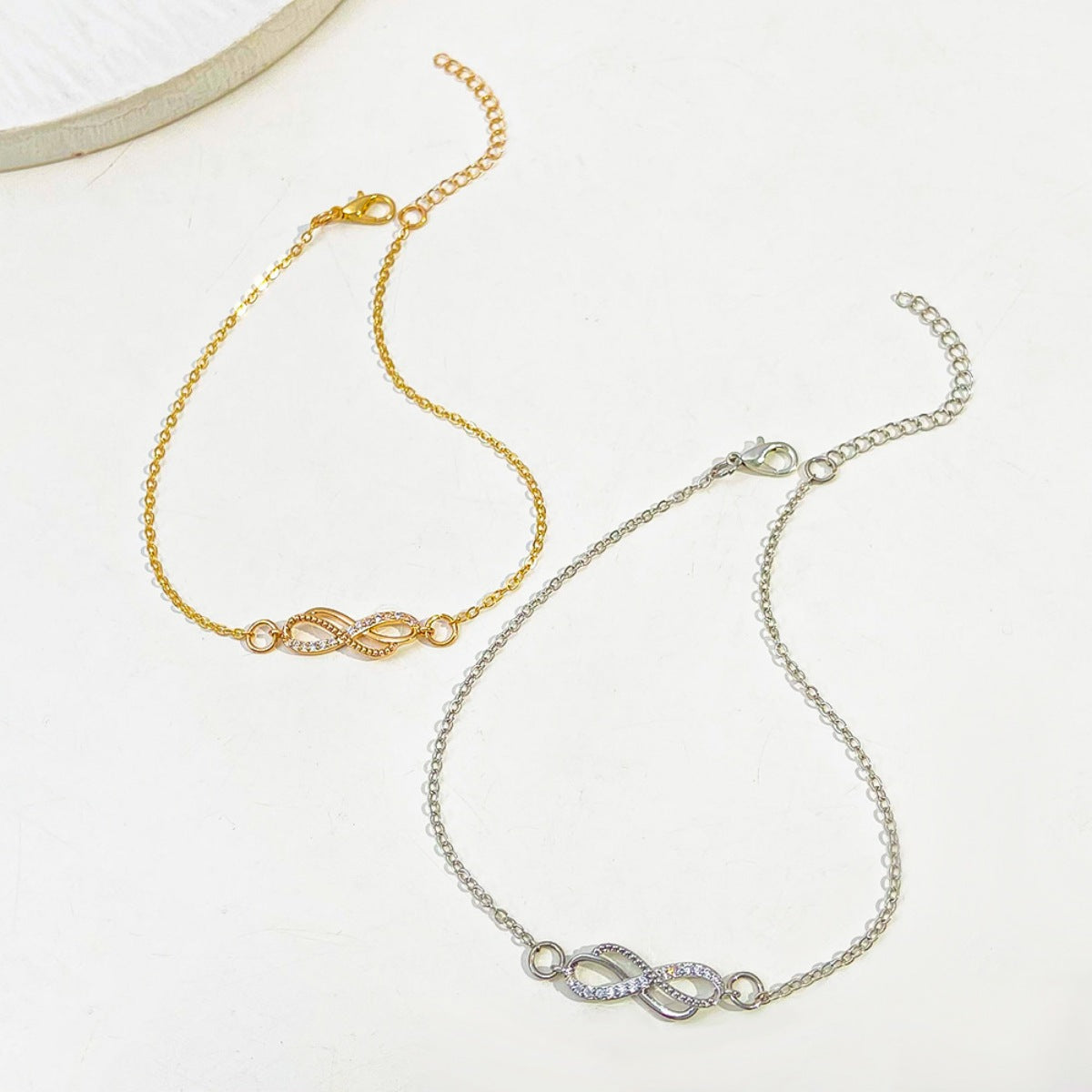 Trendsi Infinity Knot Charm Bracelet -