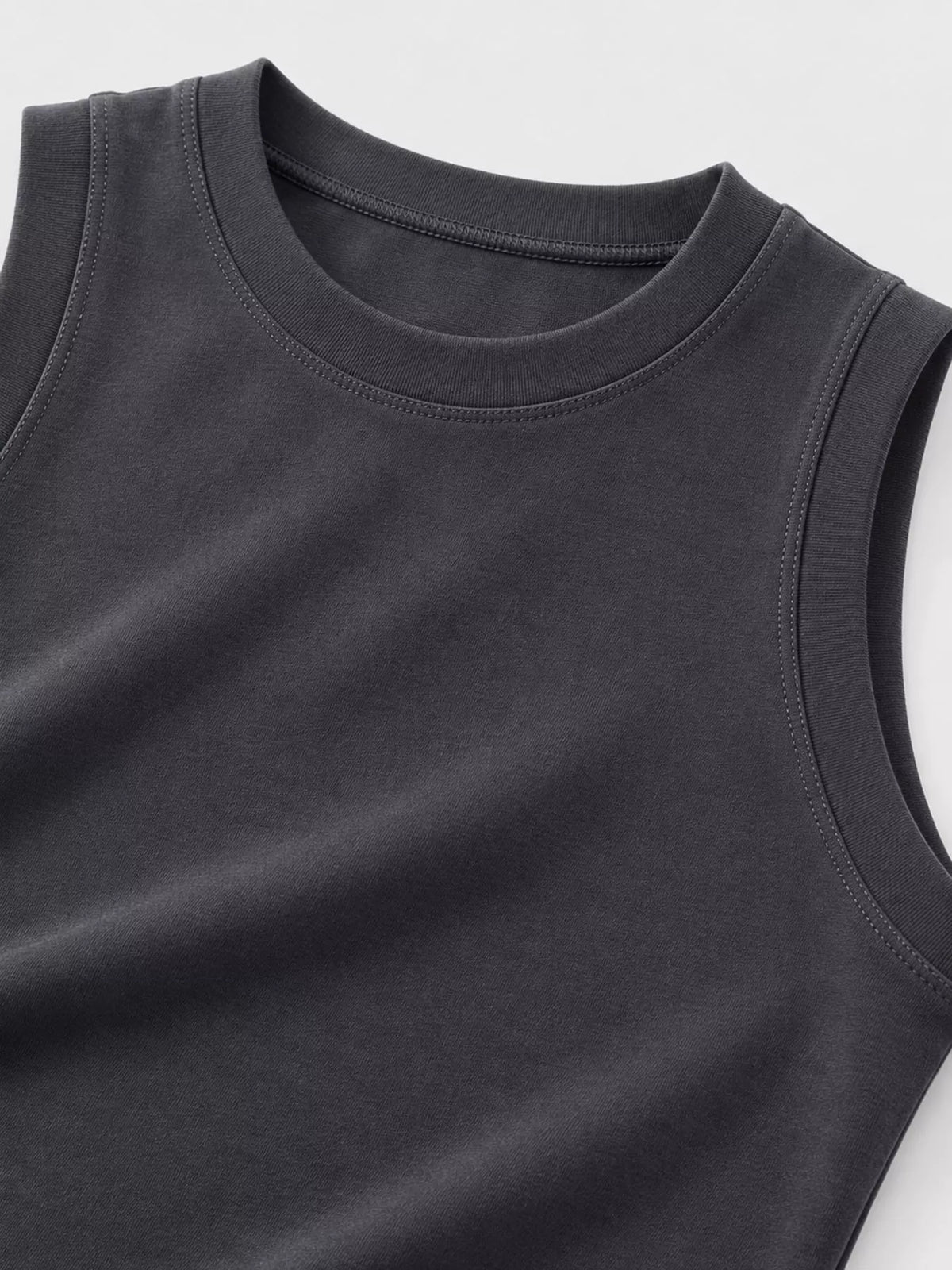 Slim-Fit Sleeveless Crew Neck Tank Top — garment construction details