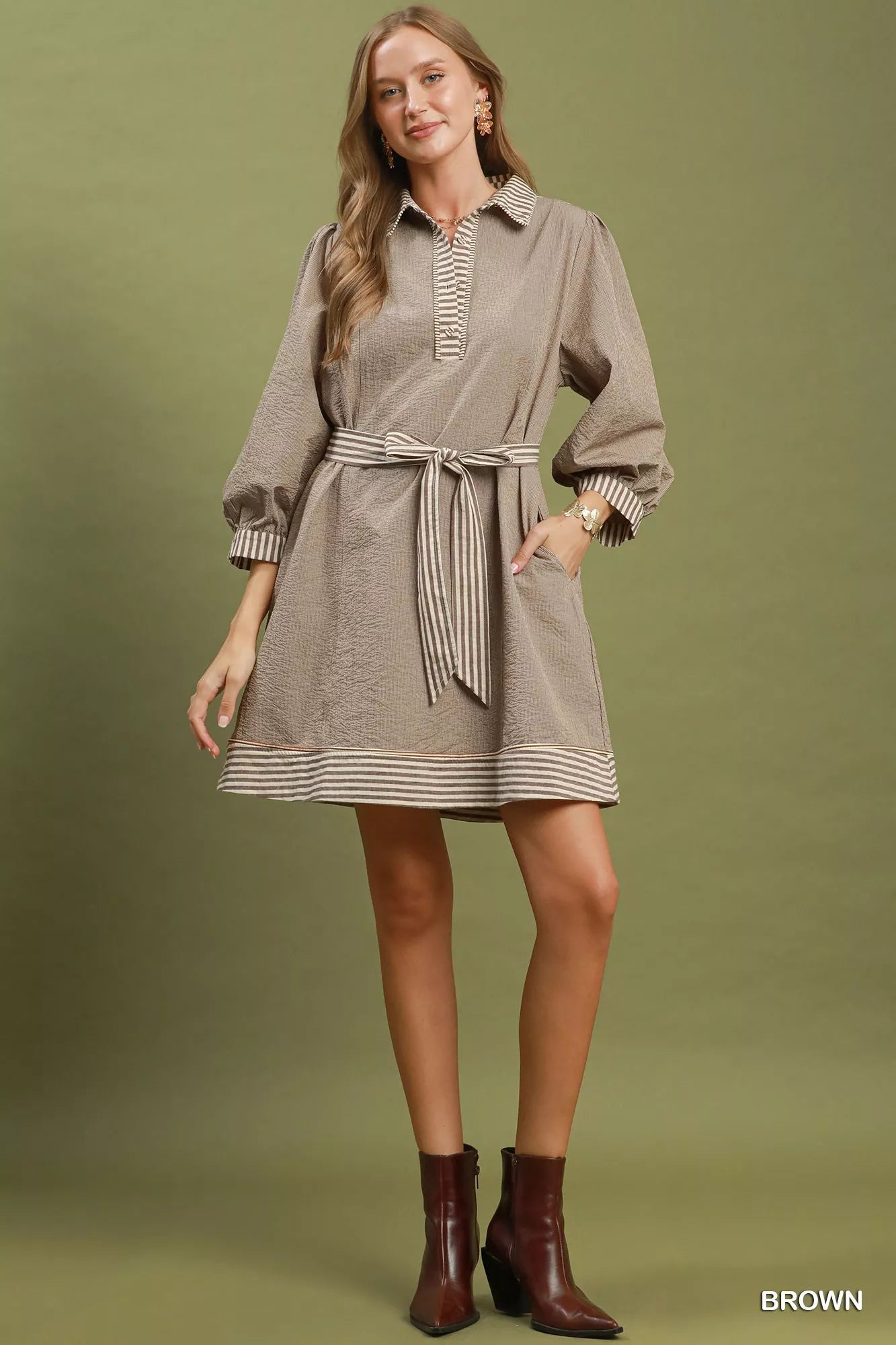 Women's apparel – product view 4