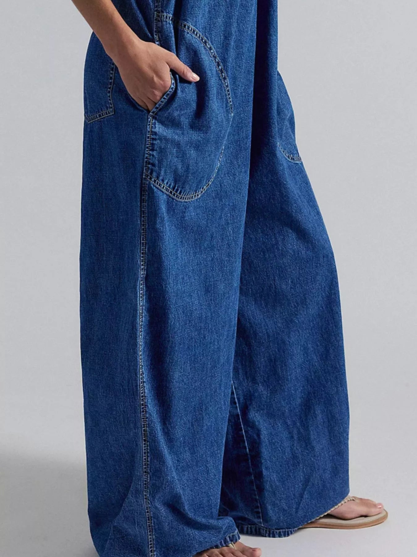 Trendsi Sleeveless Wide-Leg Jumpsuit -