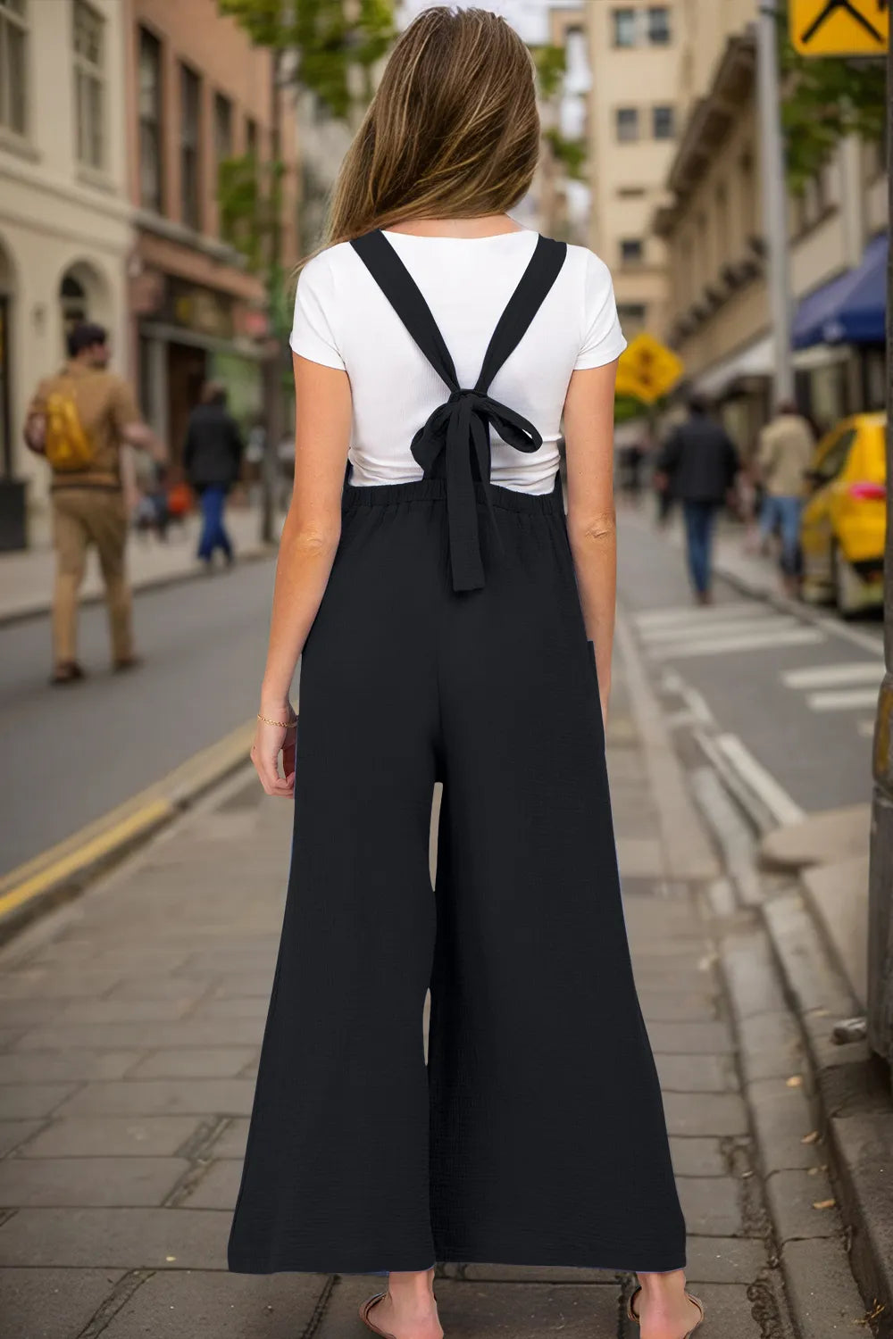 Women's apparel – product view 5