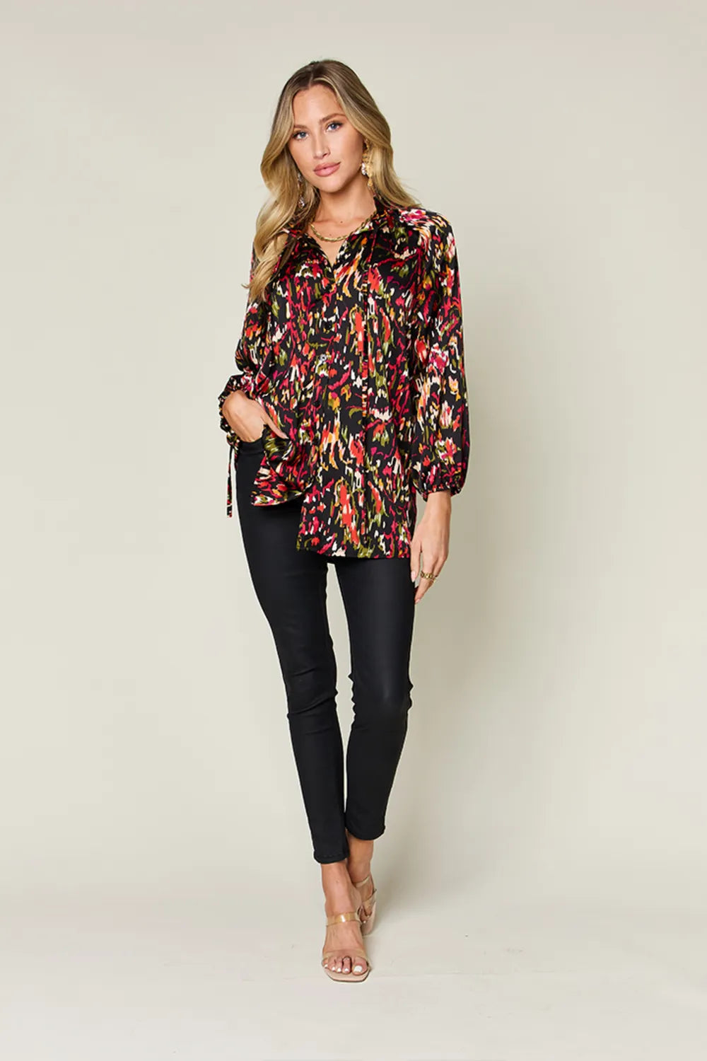 Women's apparel – product view 15