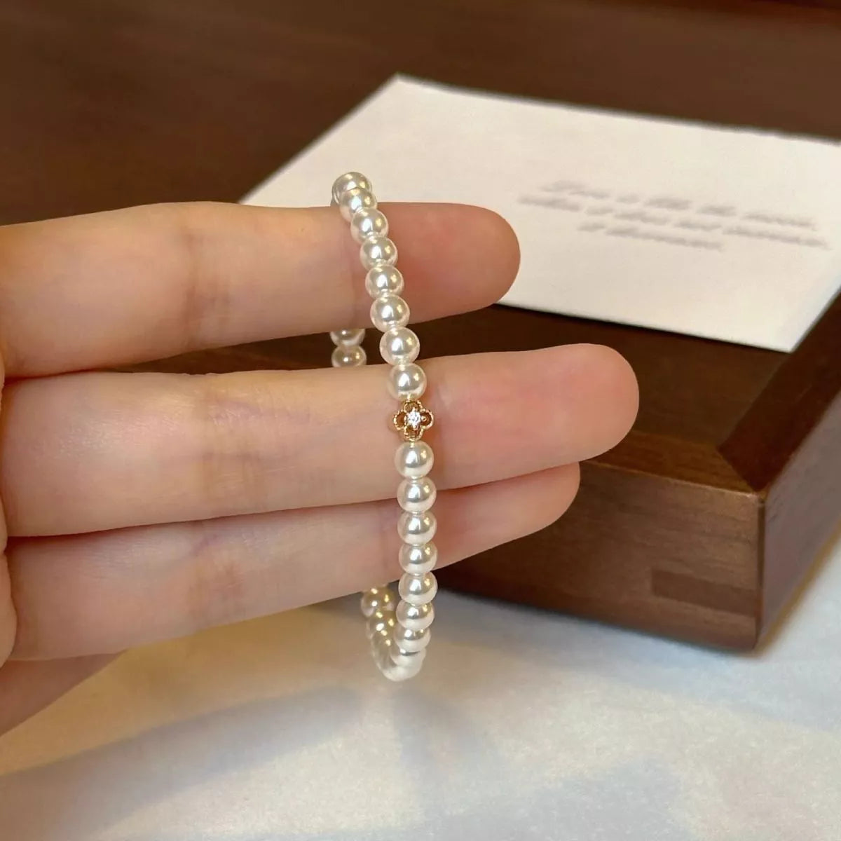 Women's Floral Pearl Beaded Bracelet 18K Gold Plated Zircon Charm