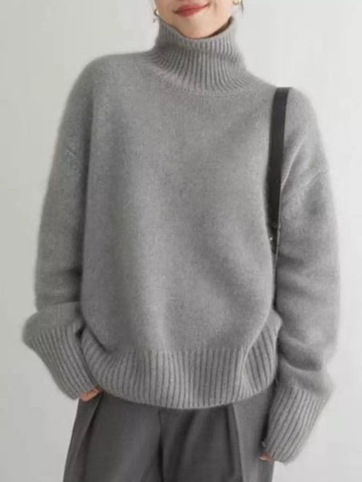 Turtleneck sweater, gray front