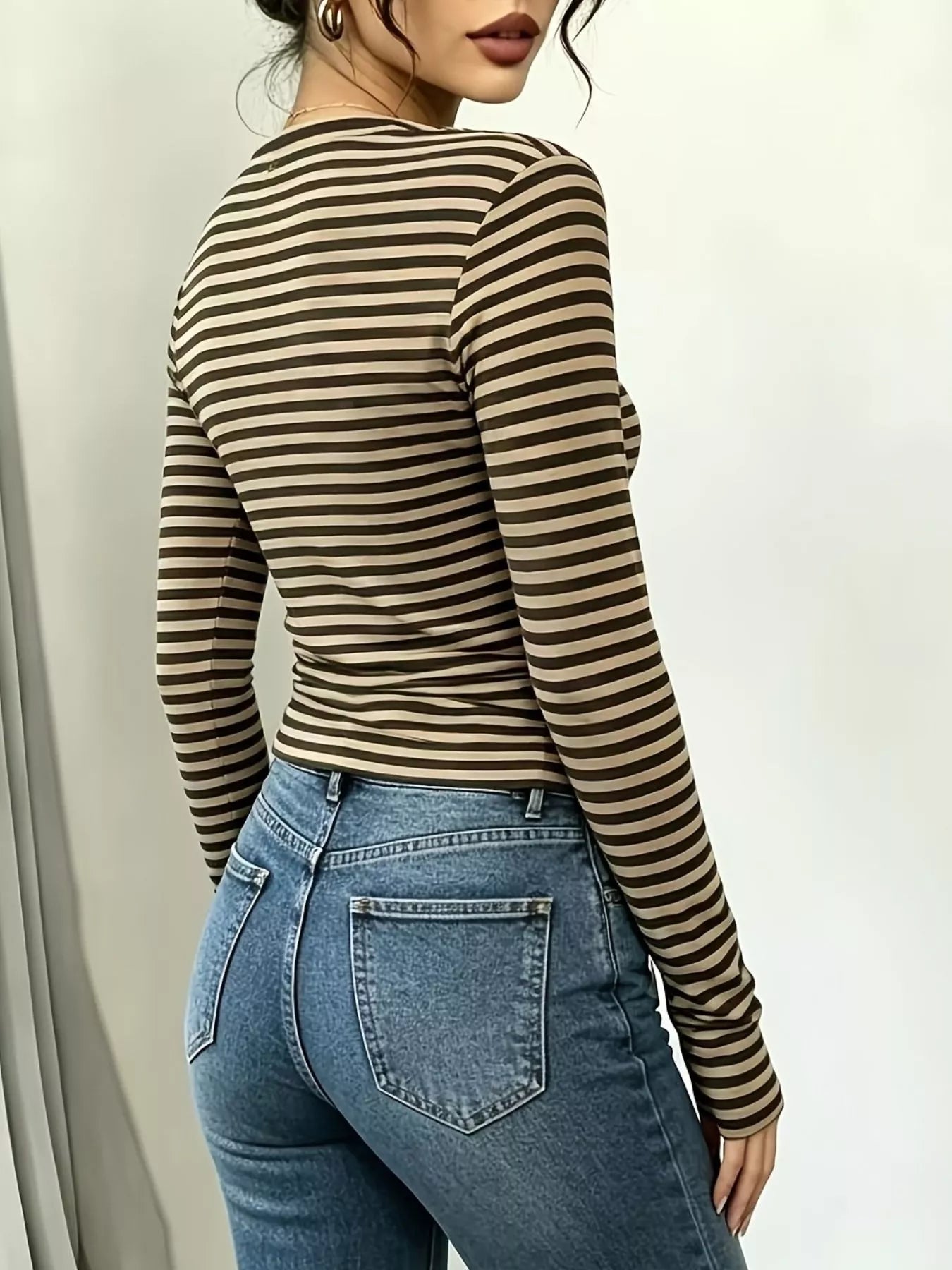 Long sleeve striped T-shirt with front tie
