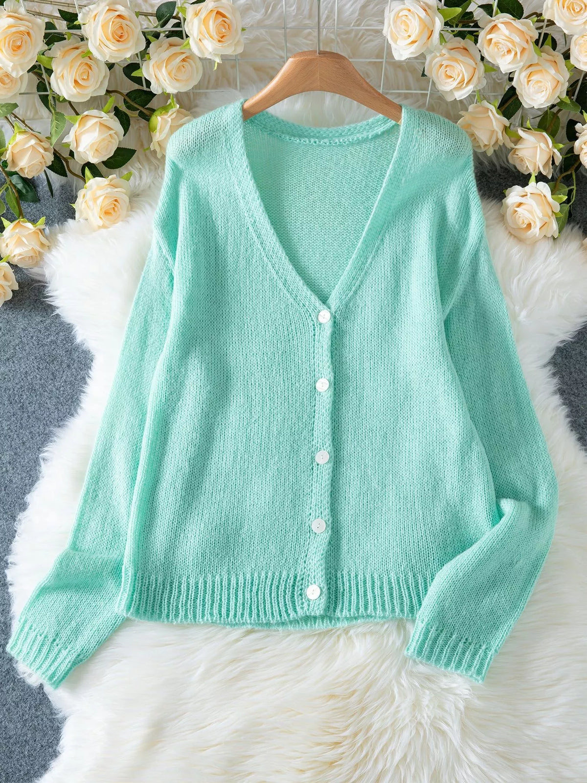V-neck long sleeve cardigan, product view